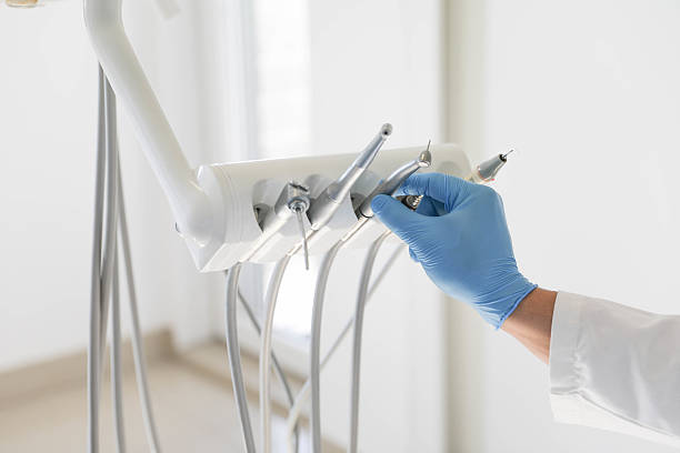 24/7 Emergency Dental Veneers experts in Niles, IL